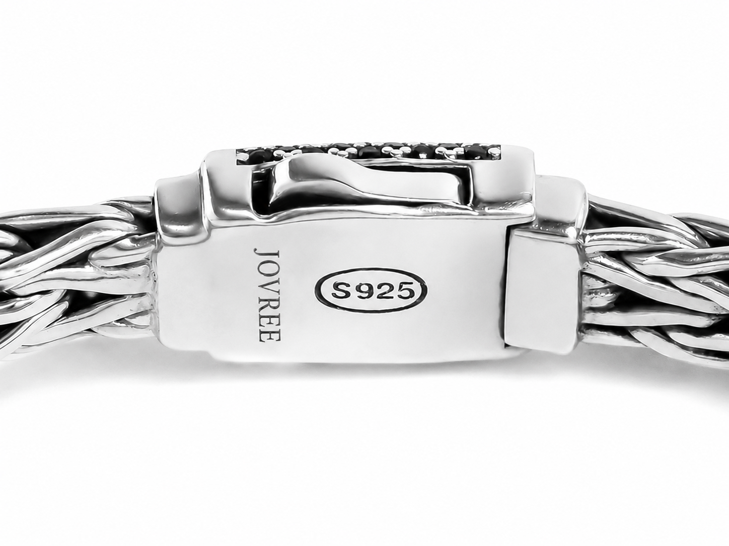 Torro – Handmade Silver Woven Bracelet