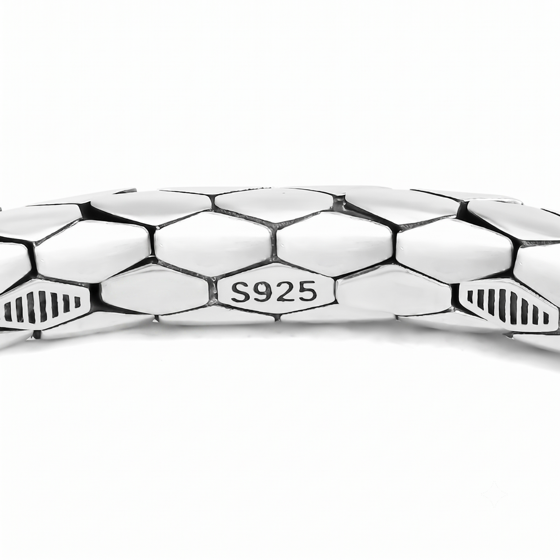 Roma - Silver Snake Scale Elegant Bracelet