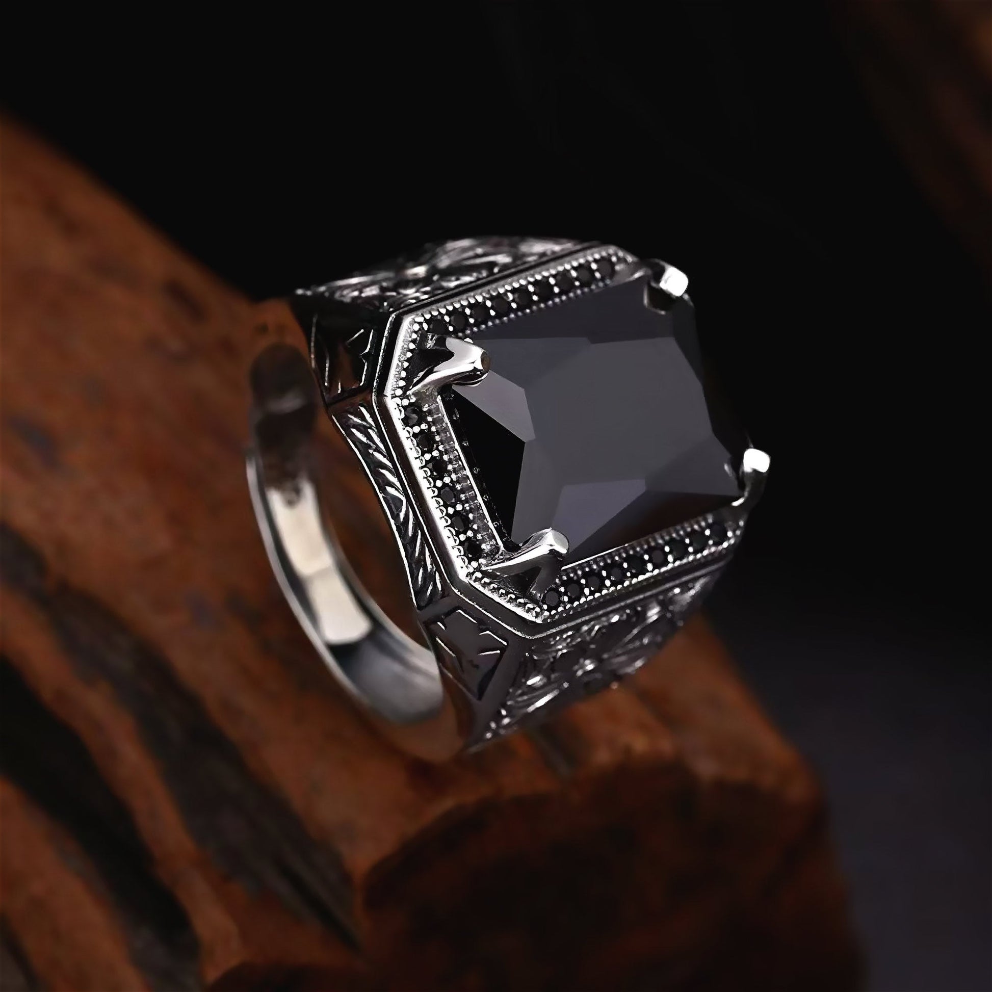 Arco  925 Silver Statement Ring with Black Stone