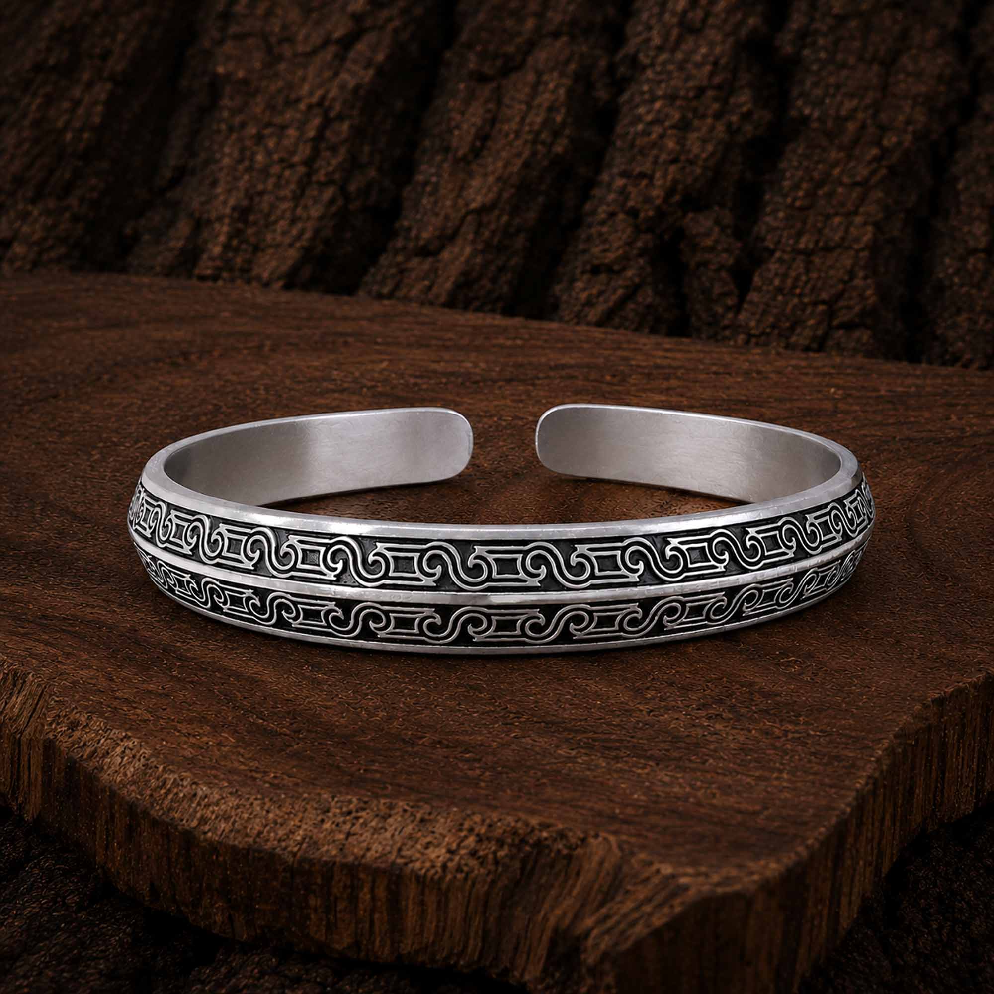London  Silver Bangle Bracelet