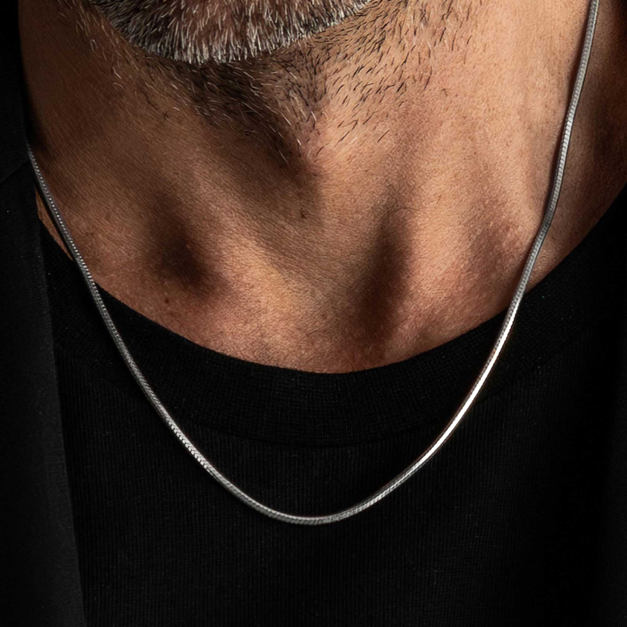 Fuli  Snake Bone Slim Chain Necklace