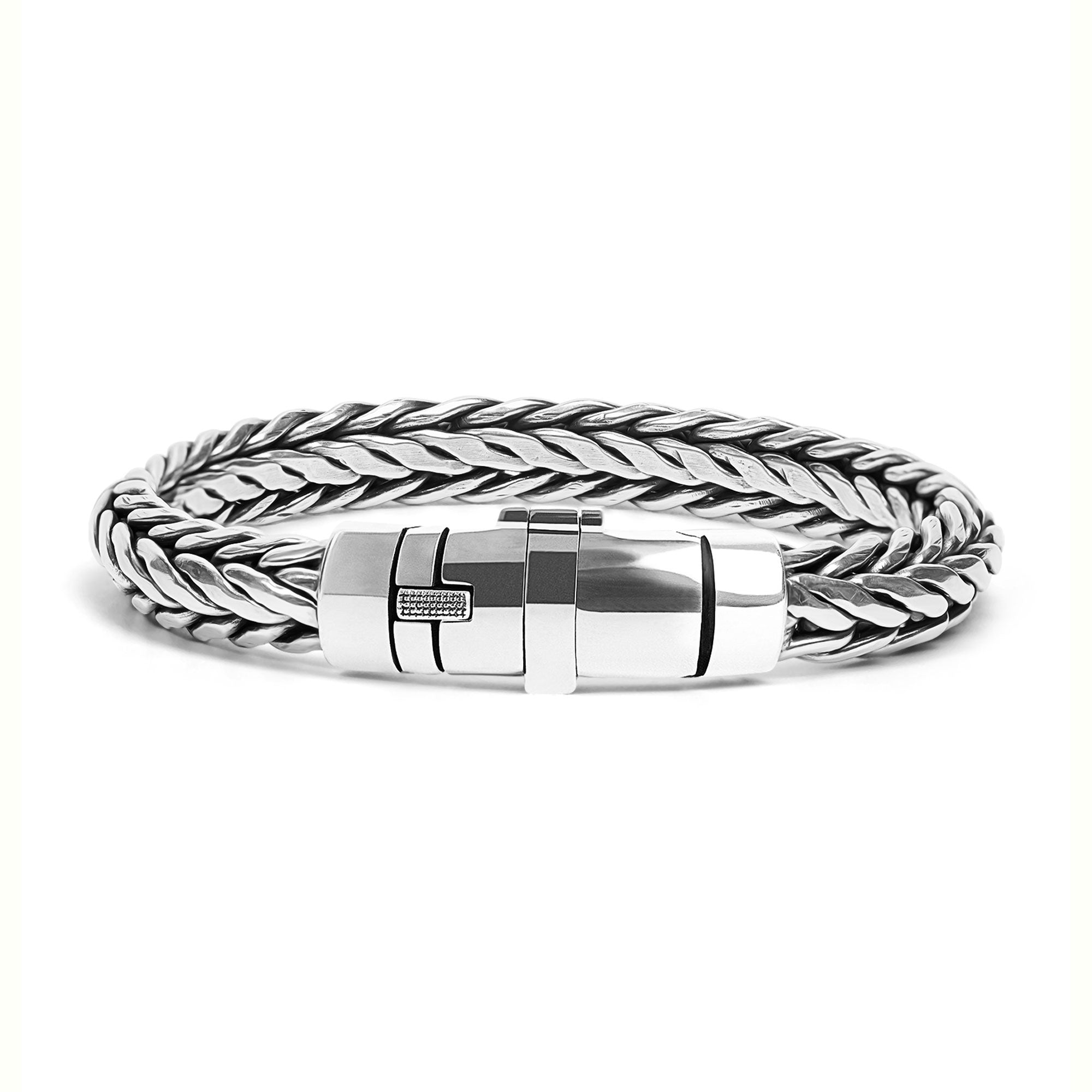 Lesi  Tight Braided Silver Bracelet
