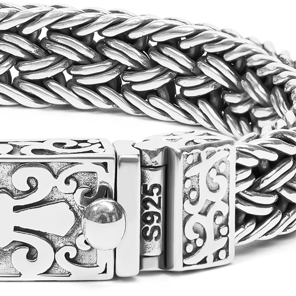 Marlo  Wide Woven Chain Bracelet 4
